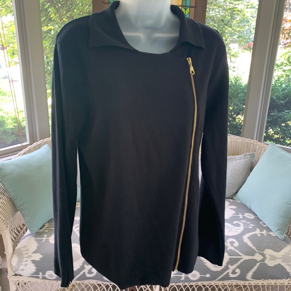 Chelsea & Theodore black knit zip jacket. Cool❣️